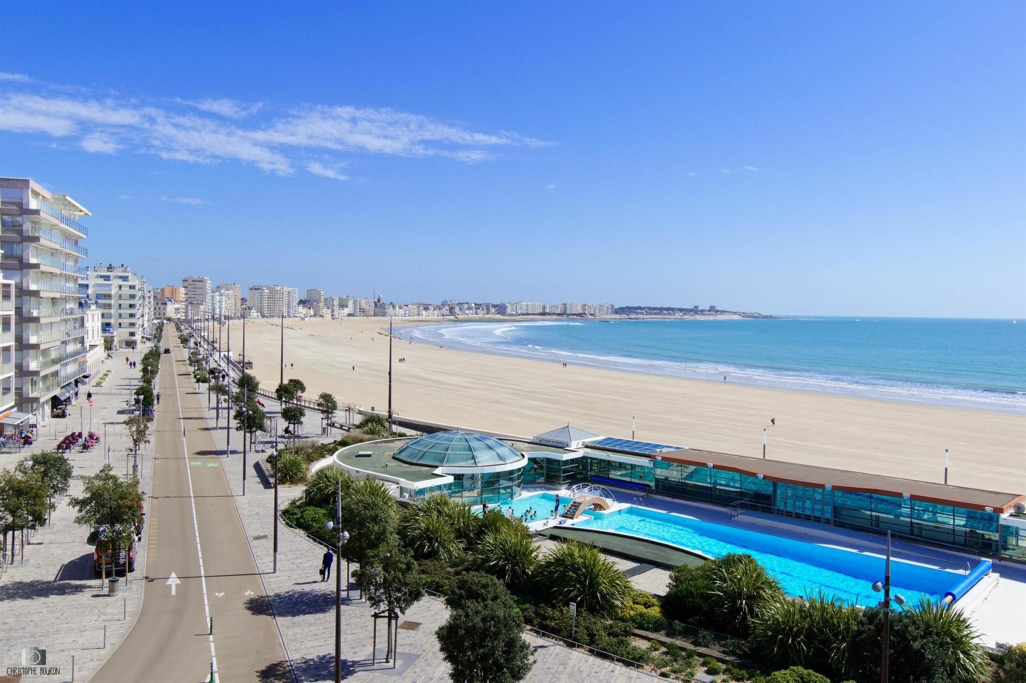 Kyriad Prestige Les Sables D'Olonne - Plage - Centre Des Congres Hotel Exterior photo